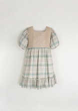 Load image into Gallery viewer, Mod.33.1 Pink plaid dress with puffed sleeve
